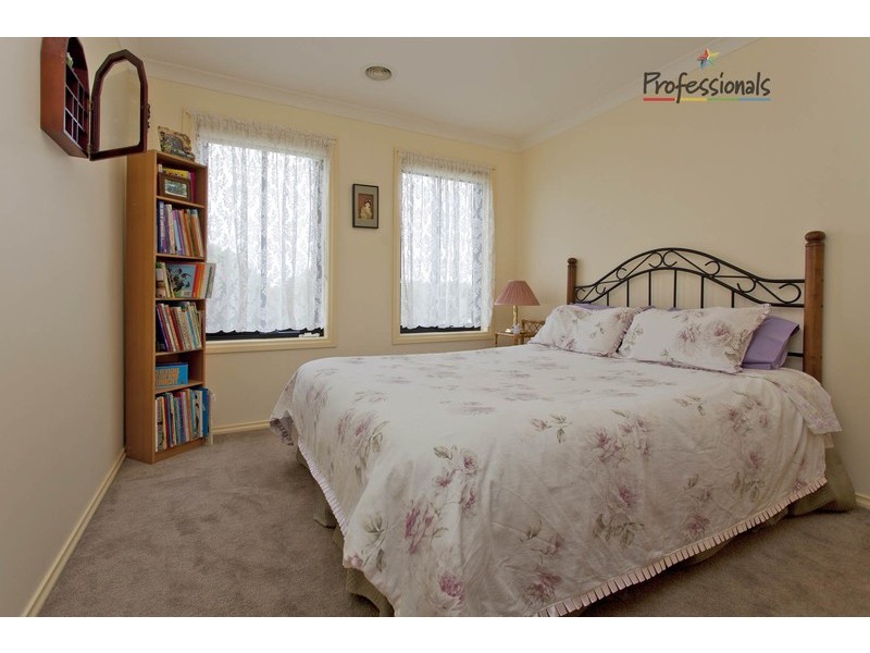 29 Albert Road, Chiltern VIC 3683
