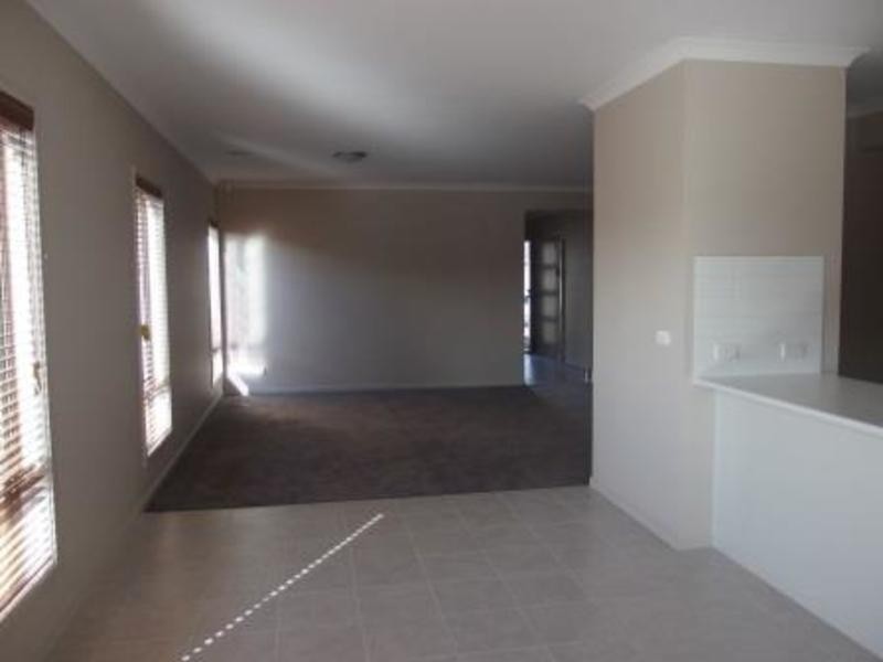 35 Peeler Street, Wodonga VIC 3690