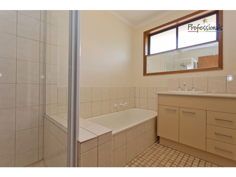23 Garnet Circuit, Wodonga VIC 3690