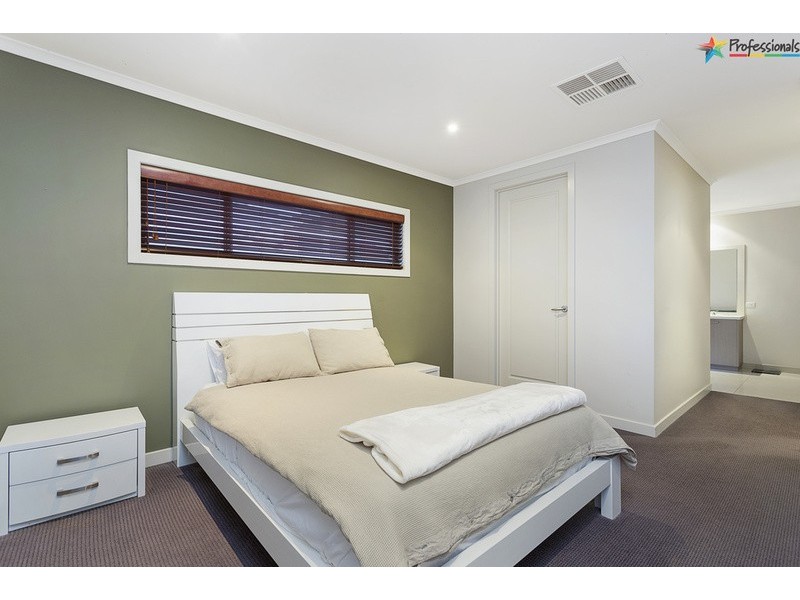 36 Golflinks Avenue, Wodonga VIC 3690