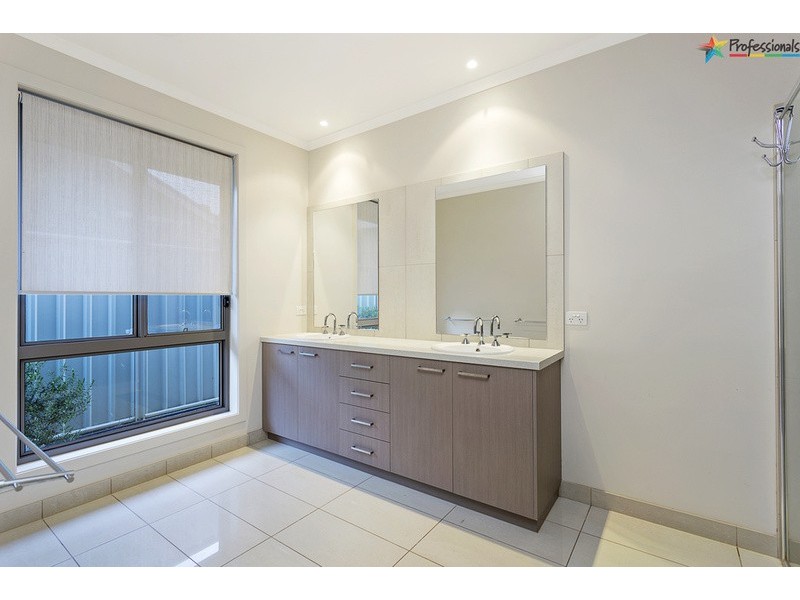 36 Golflinks Avenue, Wodonga VIC 3690