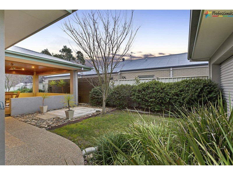 36 Golflinks Avenue, Wodonga VIC 3690