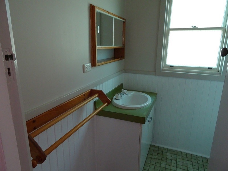 12 Charles Street, Wodonga VIC 3690