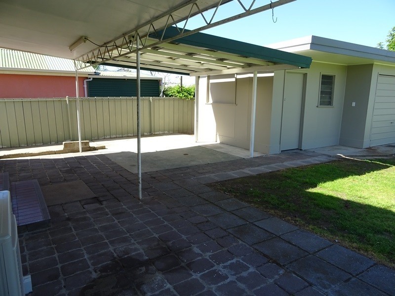 12 Charles Street, Wodonga VIC 3690