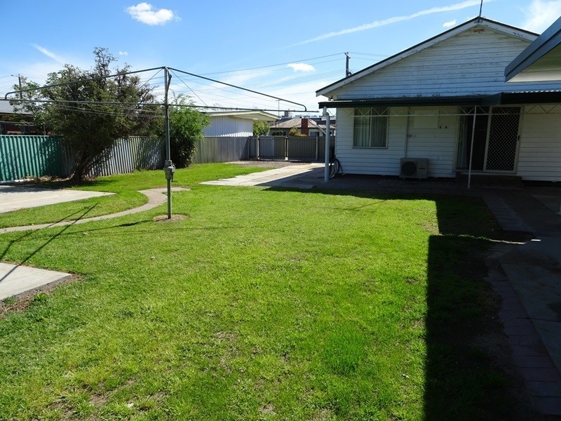 12 Charles Street, Wodonga VIC 3690