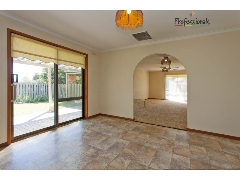 12 Karalla Court, Wodonga VIC 3690