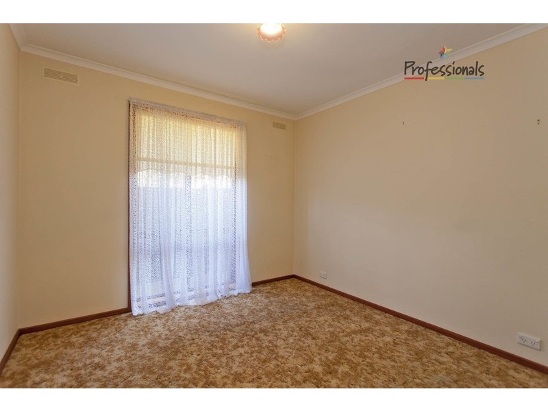 12 Karalla Court, Wodonga VIC 3690