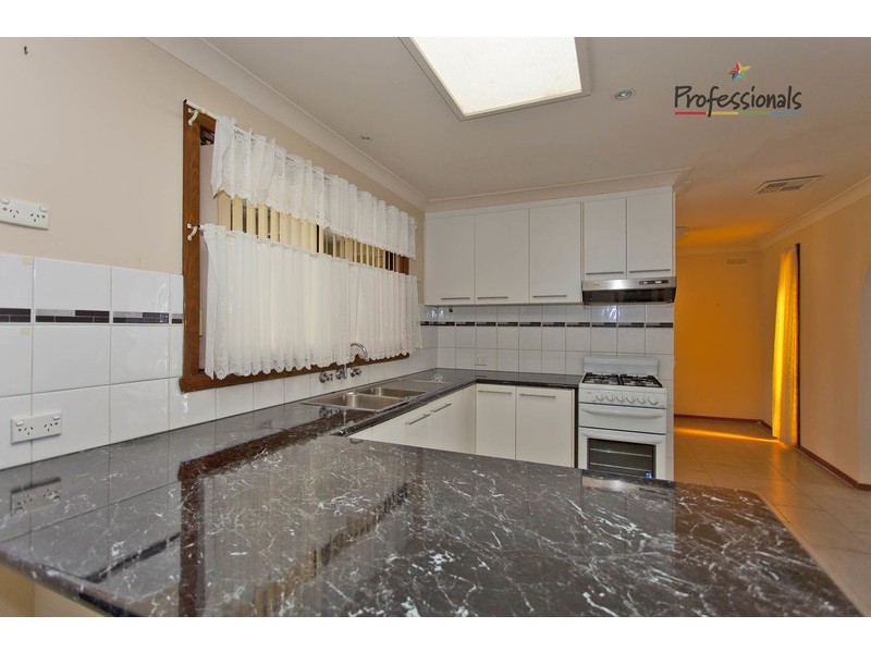 24 Sapphire Circuit, Wodonga VIC 3690