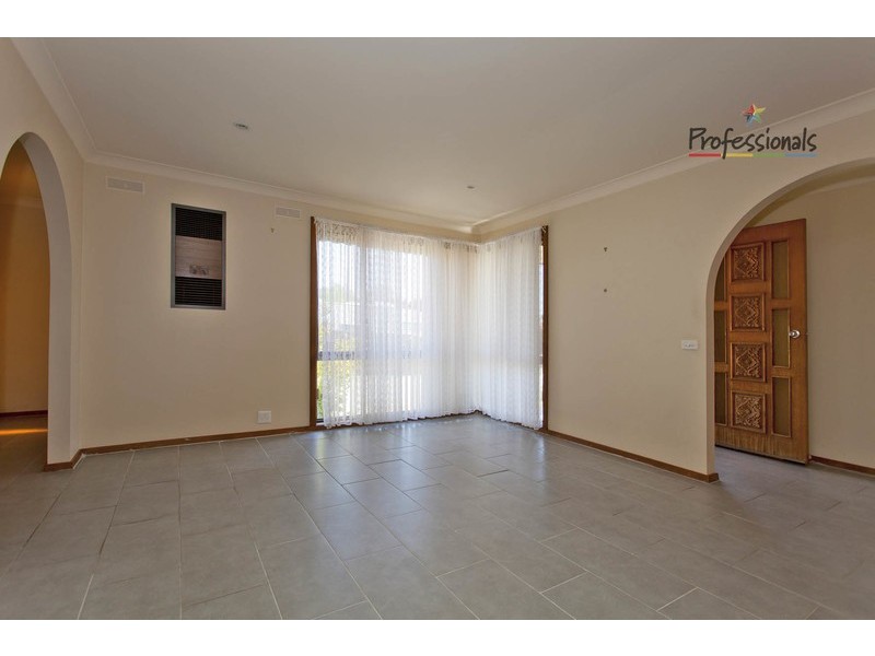 24 Sapphire Circuit, Wodonga VIC 3690