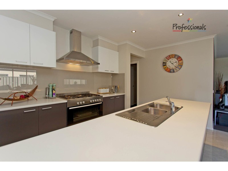 22 Kenneth Watson Drive, Bandiana VIC 3694