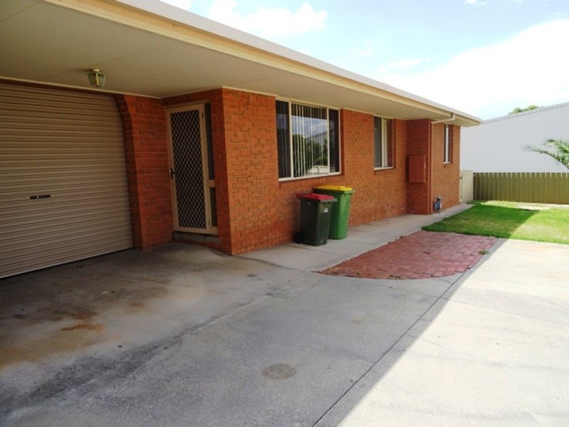2/110 Lawrence Street, Wodonga VIC 3690