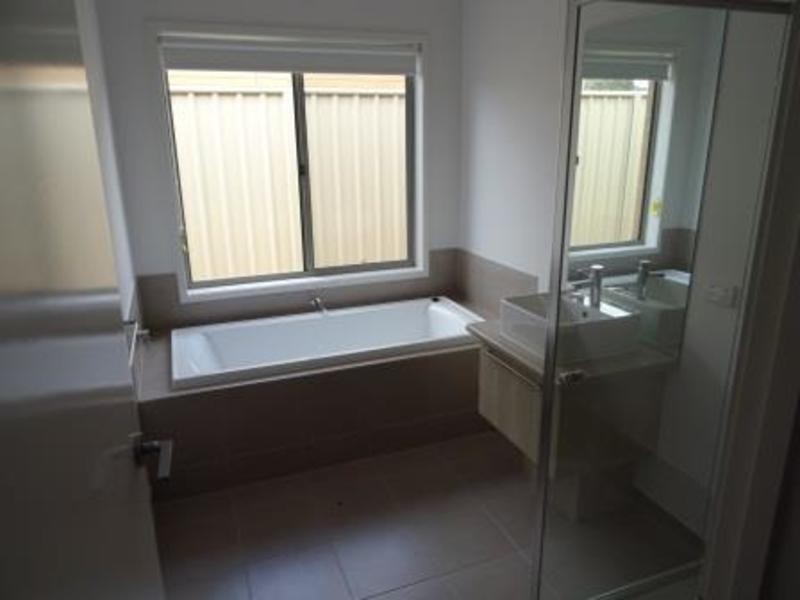 33 Peeler Street, Wodonga VIC 3690