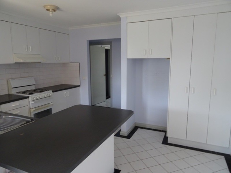 2/13 Kingsbury Court, Wodonga VIC 3690