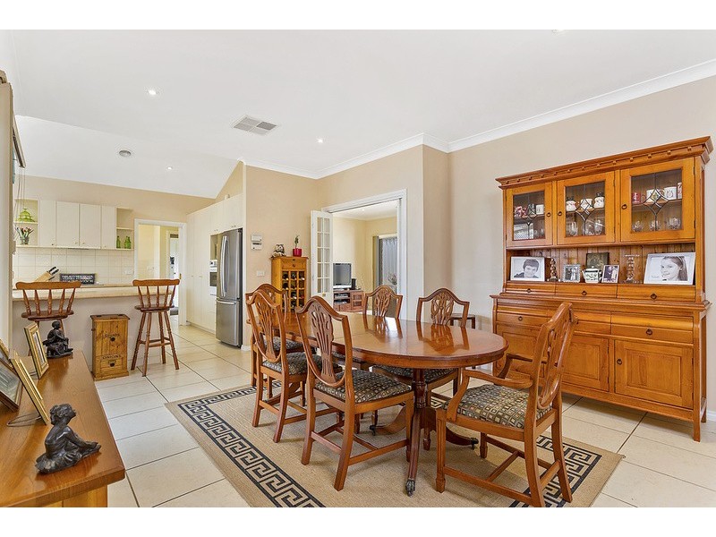 7 Carnoustie Avenue, Wodonga VIC 3690