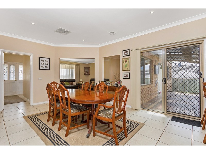 7 Carnoustie Avenue, Wodonga VIC 3690