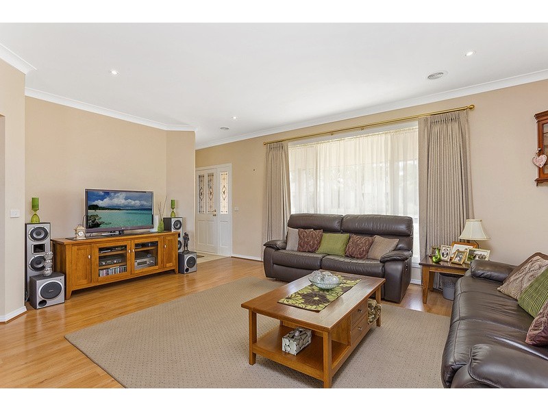 7 Carnoustie Avenue, Wodonga VIC 3690