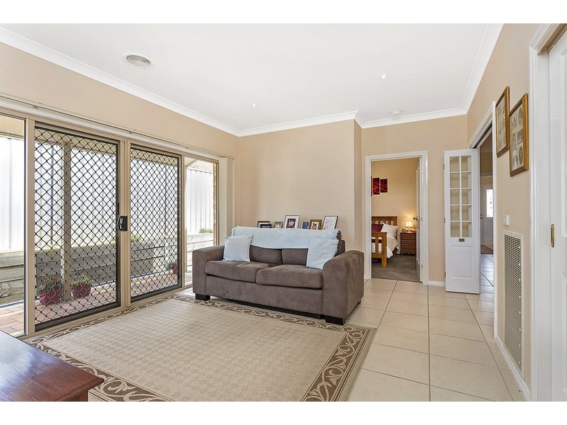 7 Carnoustie Avenue, Wodonga VIC 3690