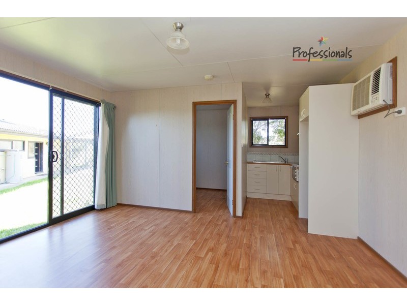 4 Michelle Drive, Kiewa VIC 3691