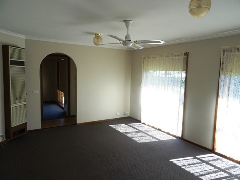 6 David Place, Wodonga VIC 3690