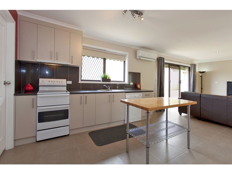 2/904 Doland Street, Albury NSW 2640