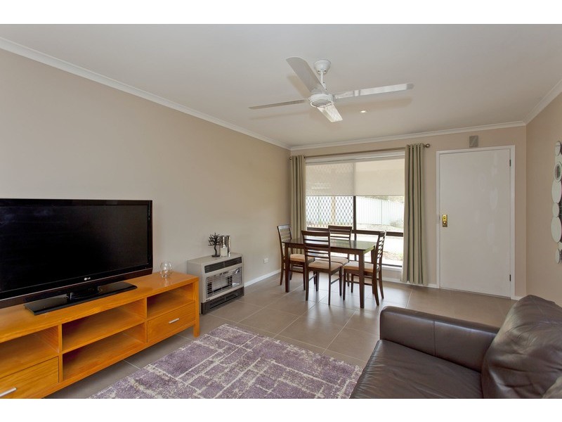 2/904 Doland Street, Albury NSW 2640