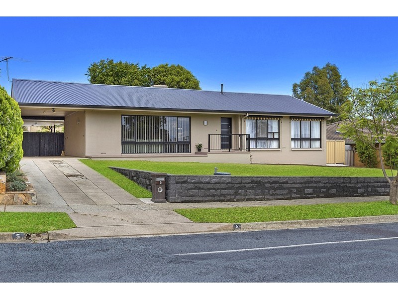 5 Scarborough Drive, Wodonga VIC 3690