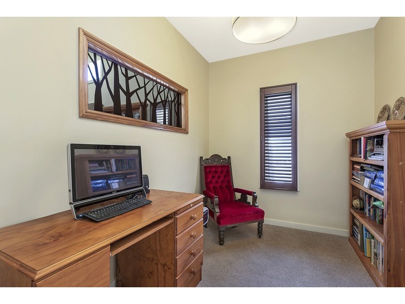 44 Victoria Cross Parade, Wodonga VIC 3690
