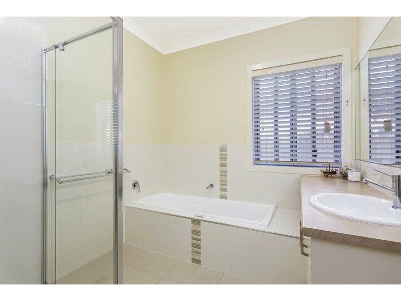 44 Victoria Cross Parade, Wodonga VIC 3690