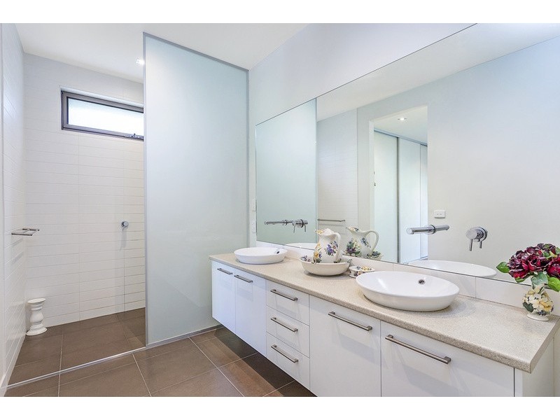 2 Parkland Drive, Wodonga VIC 3690