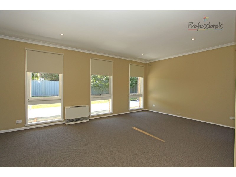 13 Fern Avenue, Wodonga VIC 3690