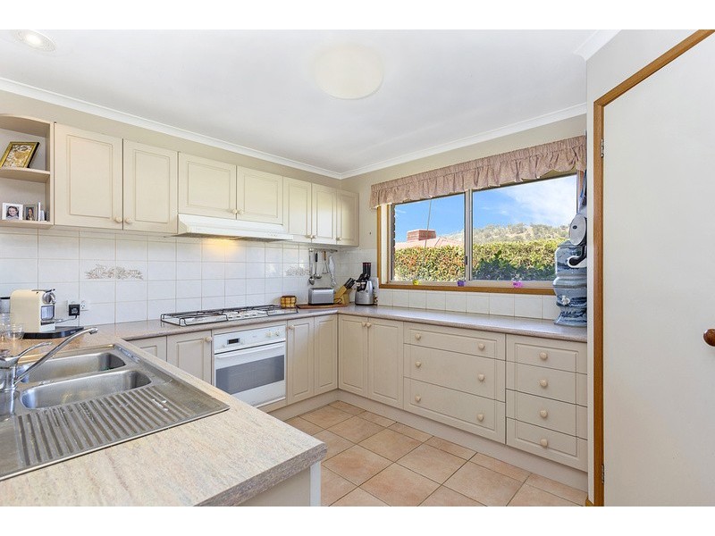 15 Falcon Circuit, Wodonga VIC 3690