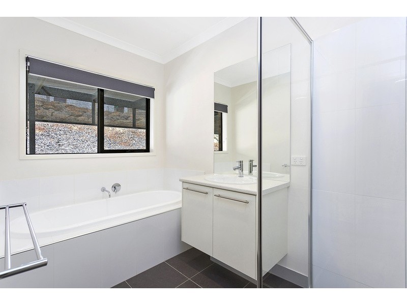 11 Peregrine Place, Wodonga VIC 3690