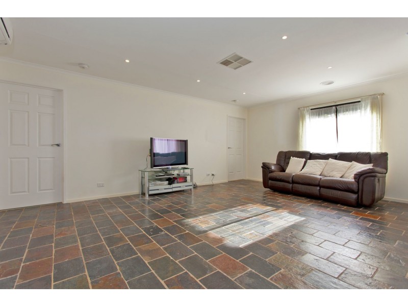 19 Thrush Court, Wodonga VIC 3690