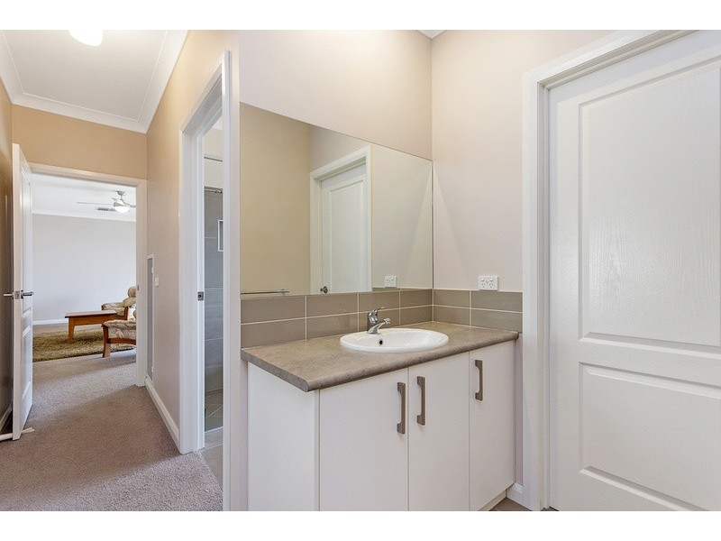 112 Coyles Road, Wodonga VIC 3690