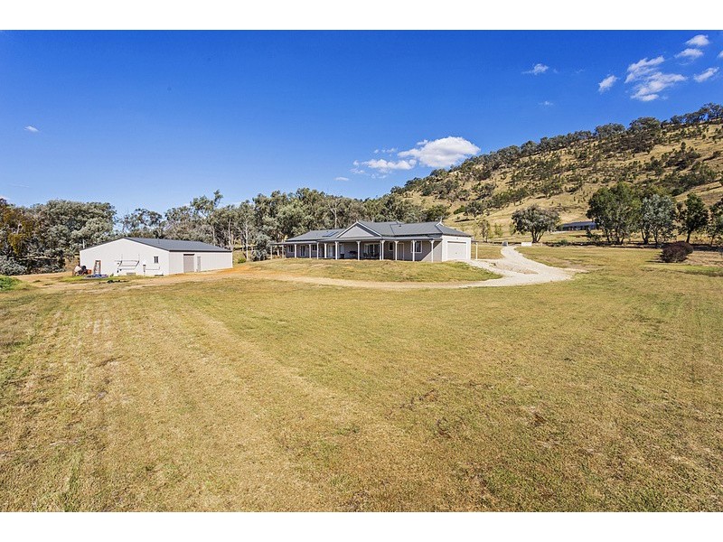 112 Coyles Road, Wodonga VIC 3690