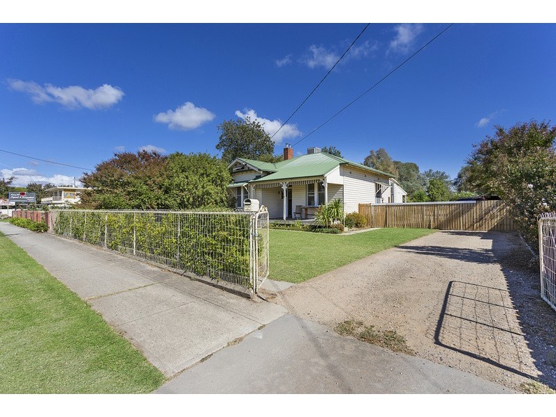 25 & 27 Hovell Street, Wodonga VIC 3690
