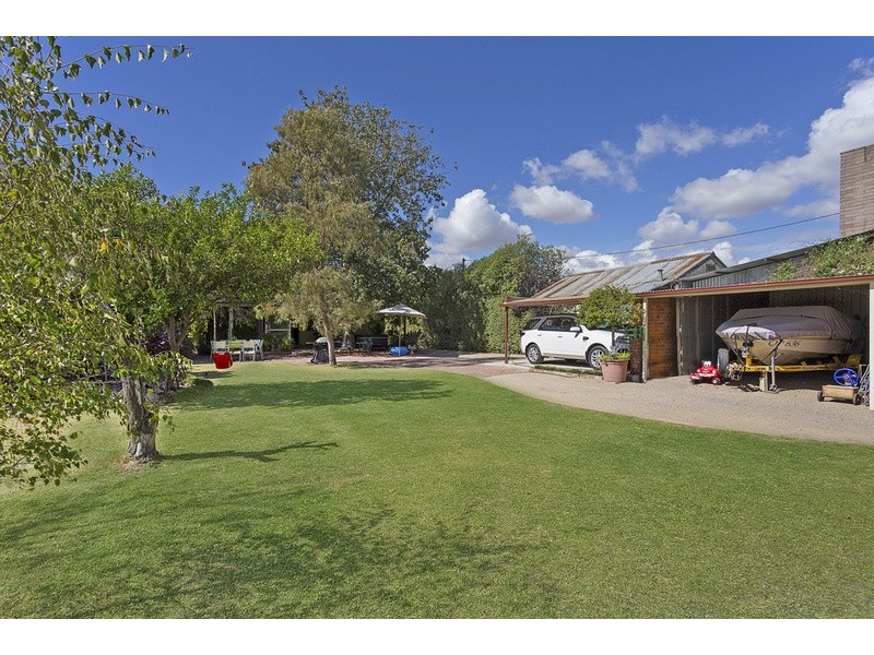 25 & 27 Hovell Street, Wodonga VIC 3690