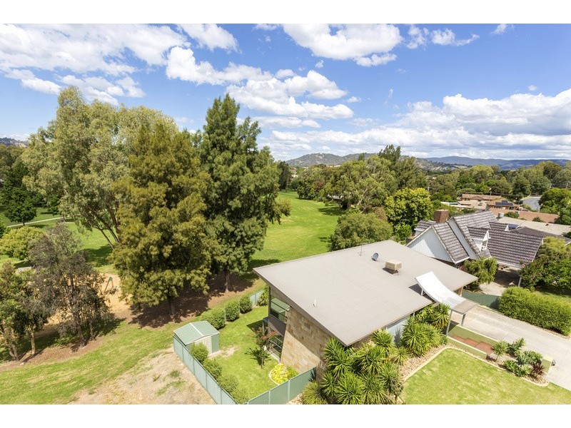 2 Parkland Drive, Wodonga VIC 3690