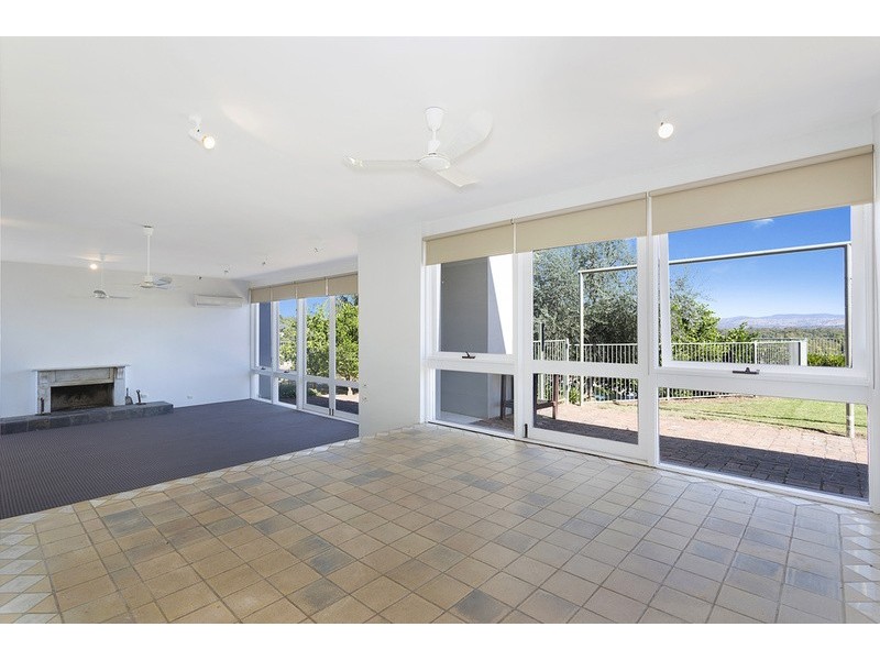 15 Stafford Road, Albury NSW 2640