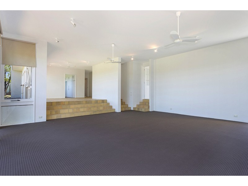 15 Stafford Road, Albury NSW 2640