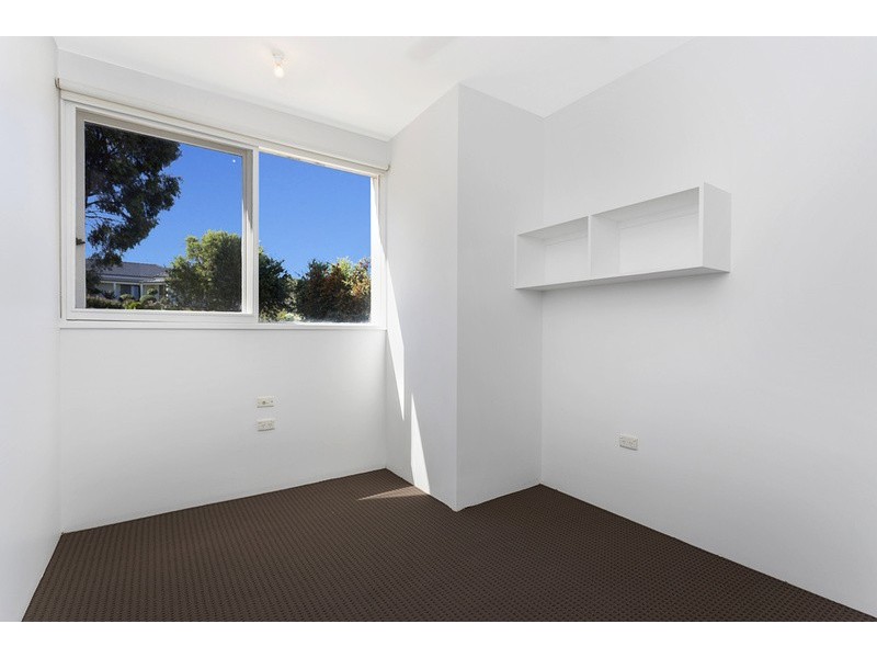 15 Stafford Road, Albury NSW 2640