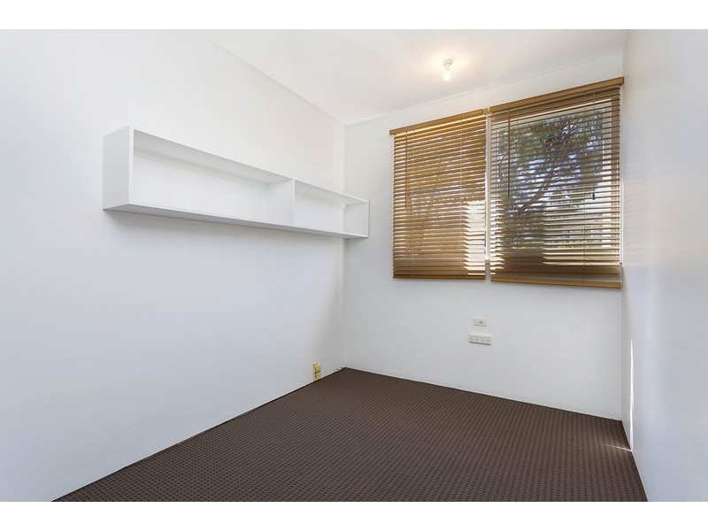 15 Stafford Road, Albury NSW 2640