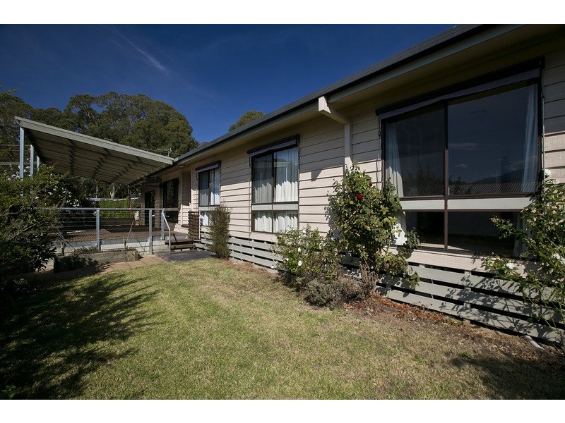 45 St Bernard Drive, Tawonga South VIC 3698