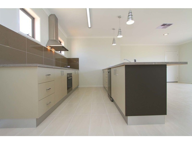 4/17 Thorneycroft Avenue, Wodonga VIC 3690