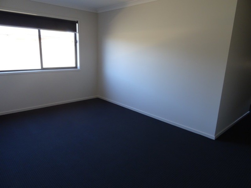 5 Kirby Drive, Killara VIC 3691