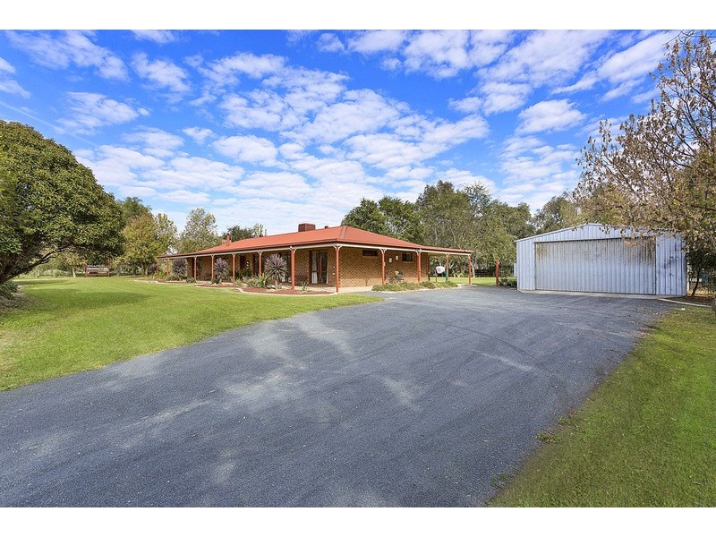 19 Elliots Road, Barnawartha VIC 3688