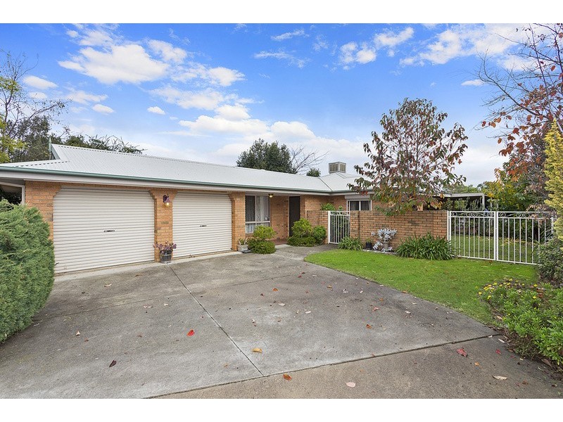 10 Eagle Court, Wodonga VIC 3690