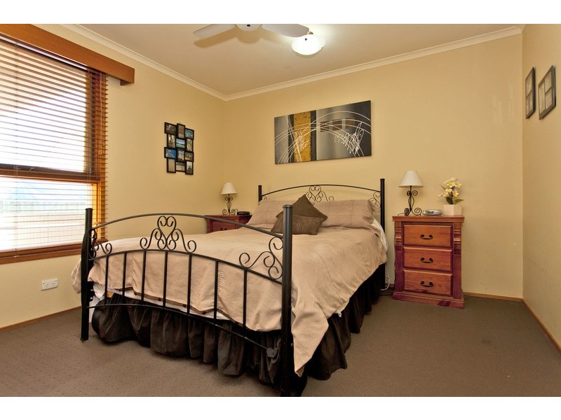 9 Hunt Street, Wodonga VIC 3690