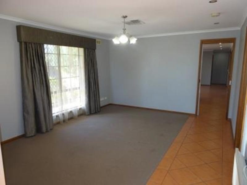 21 Bourke Crescent, Wodonga VIC 3690