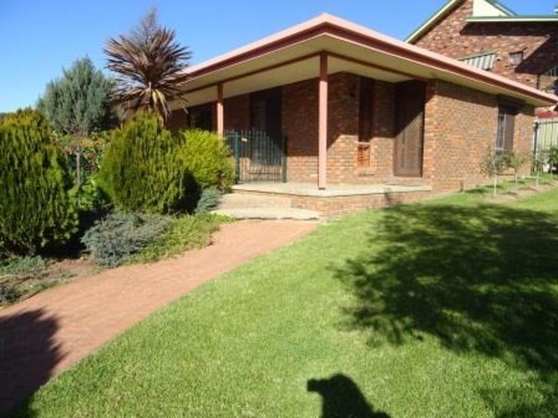 21 Bourke Crescent, Wodonga VIC 3690